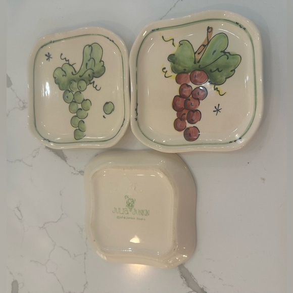 Julia Junkin plate set x3 dessert, side, grape design fruit - Picture 3 of 5